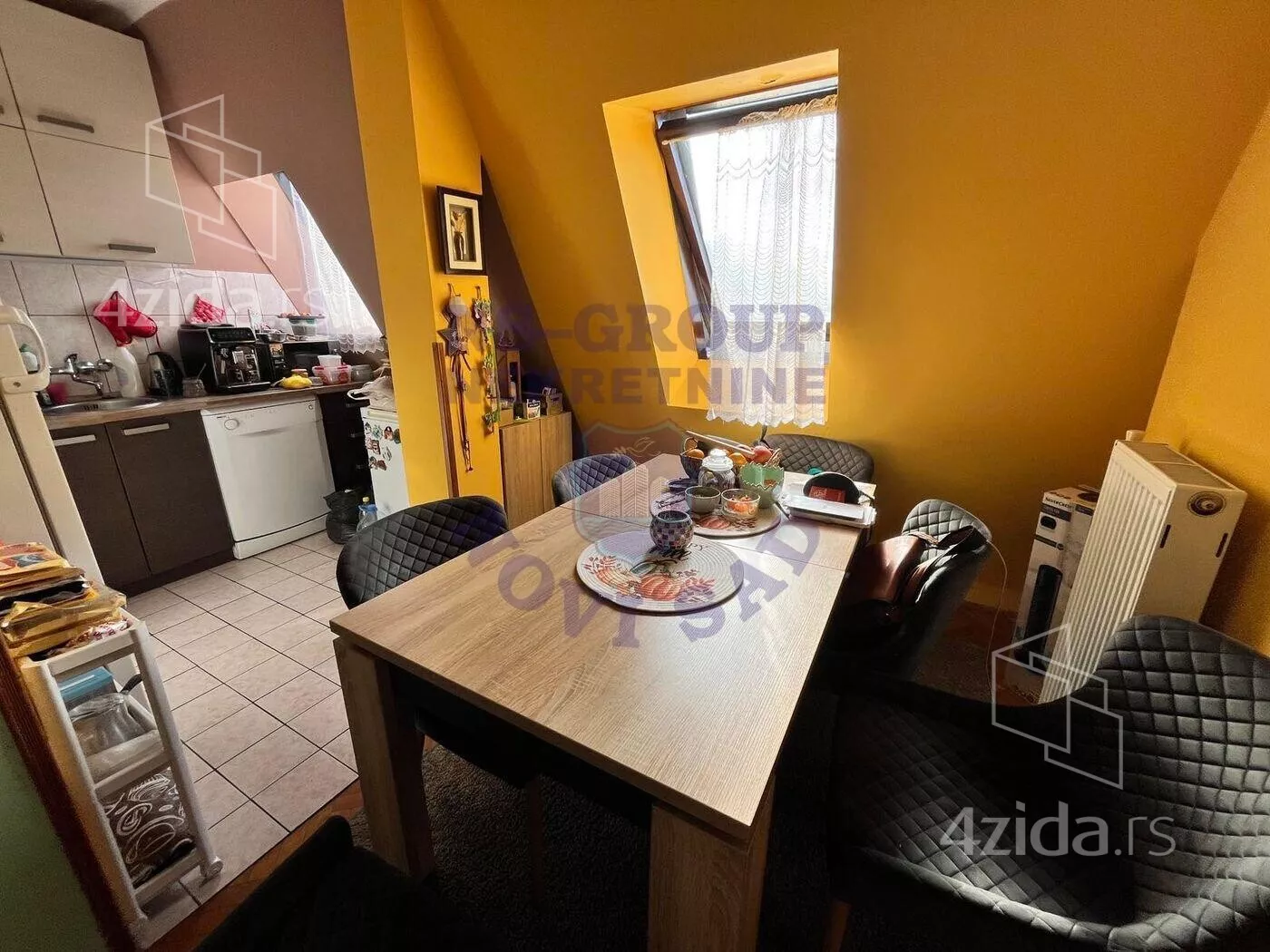 Jednoiposoban stan | 4zida