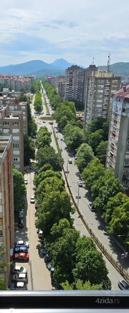 Troiposoban stan | 4zida
