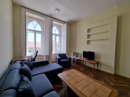 Bose Milićević | 4zida.rs