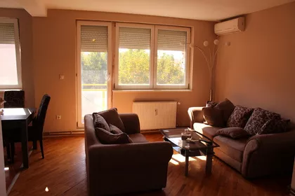 Narodnih Heroja 26 | 4zida.rs