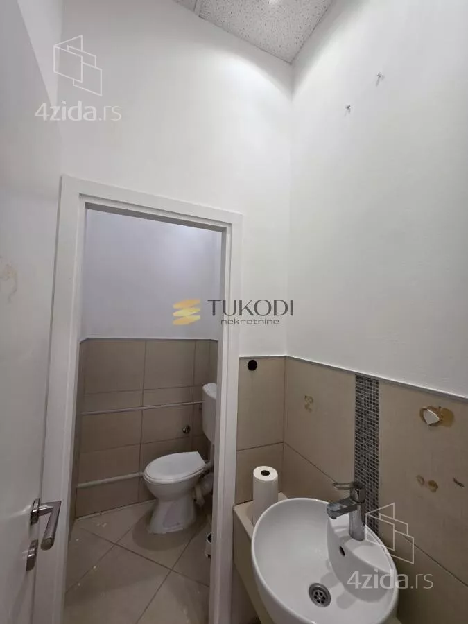 Lokal | 4zida
