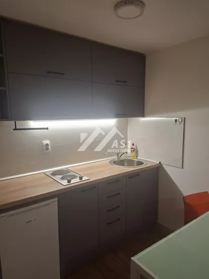 Kačićeva | 4zida.rs