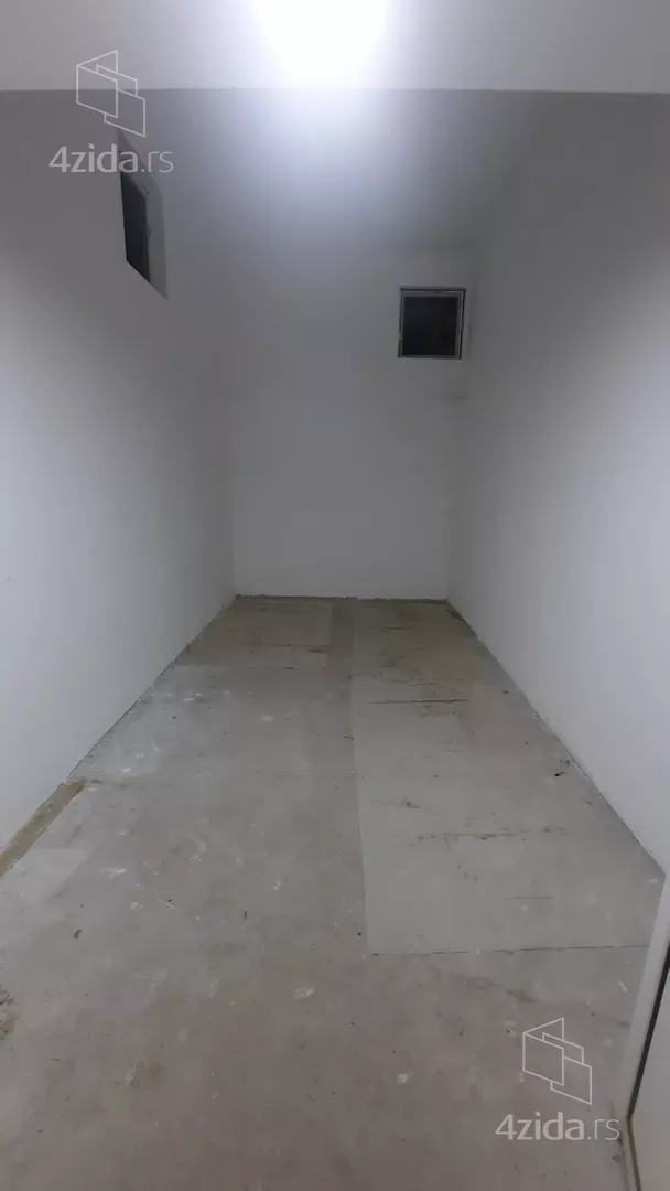 Garaža | 4zida
