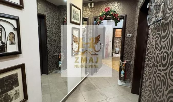 Petosoban stan | 4zida