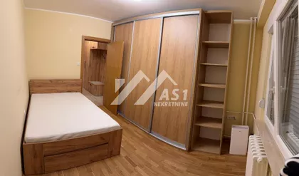 Pariske komune | 4zida.rs