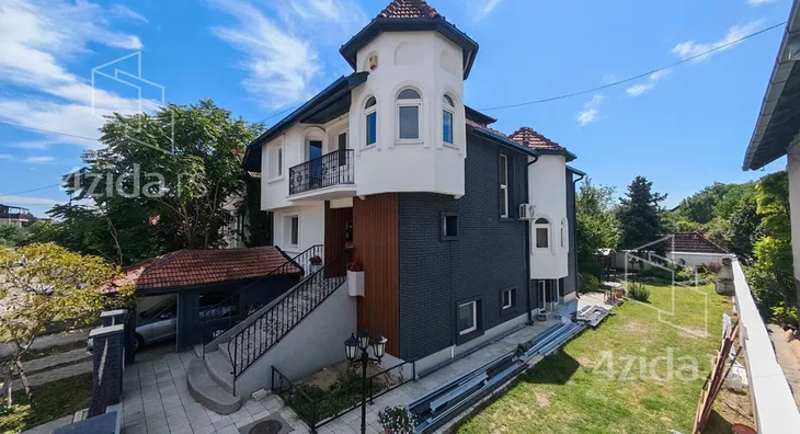3-etažna kuća | 4zida