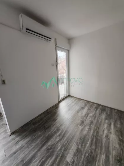 Železnička stanica | 4zida.rs