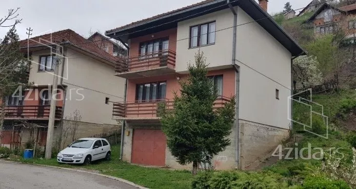 Kuća | 4zida