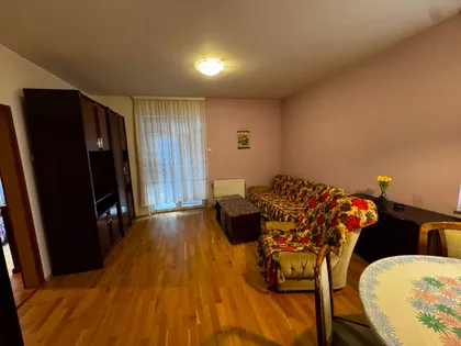 Peristerska 4 | 4zida.rs