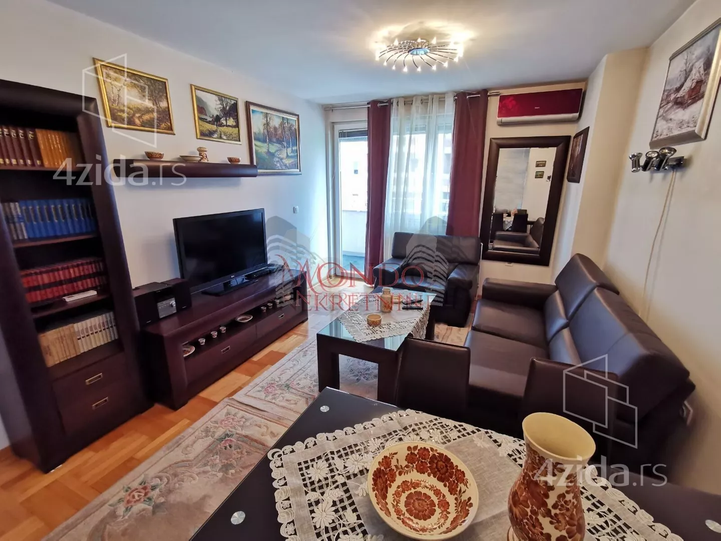 Jednoiposoban stan | 4zida