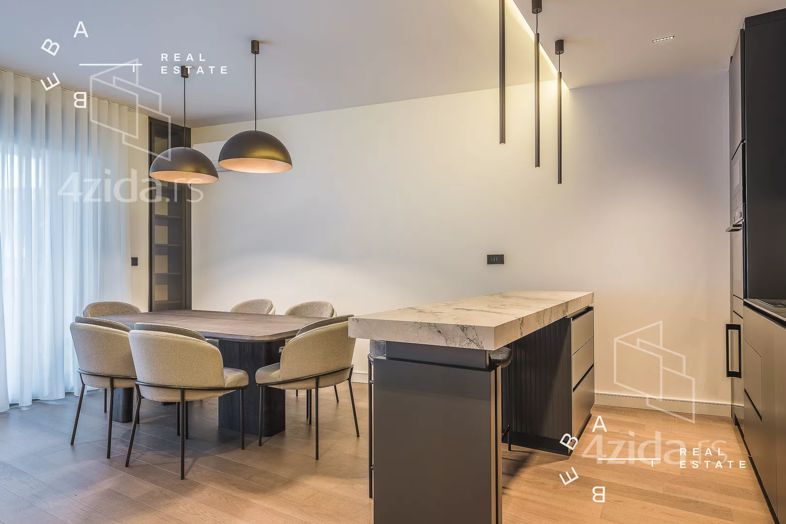 Četvorosoban stan | 4zida