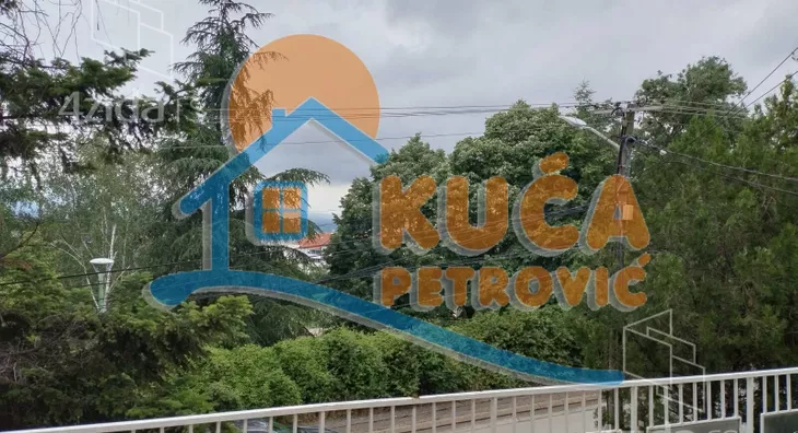 4-etažna kuća | 4zida