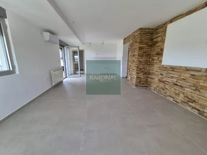 Vašarište | 4zida.rs