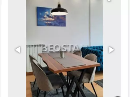 Tadije Sondermajera | 4zida.rs