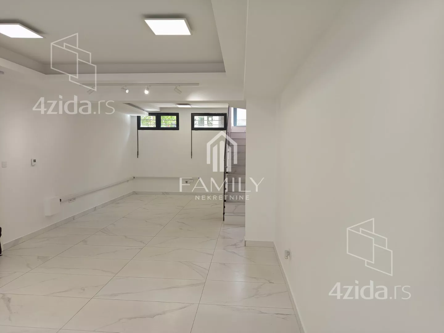 Poslovni prostor | 4zida