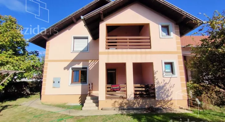 Kuća | 4zida