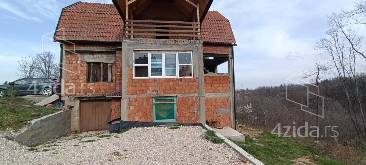 Kuća | 4zida