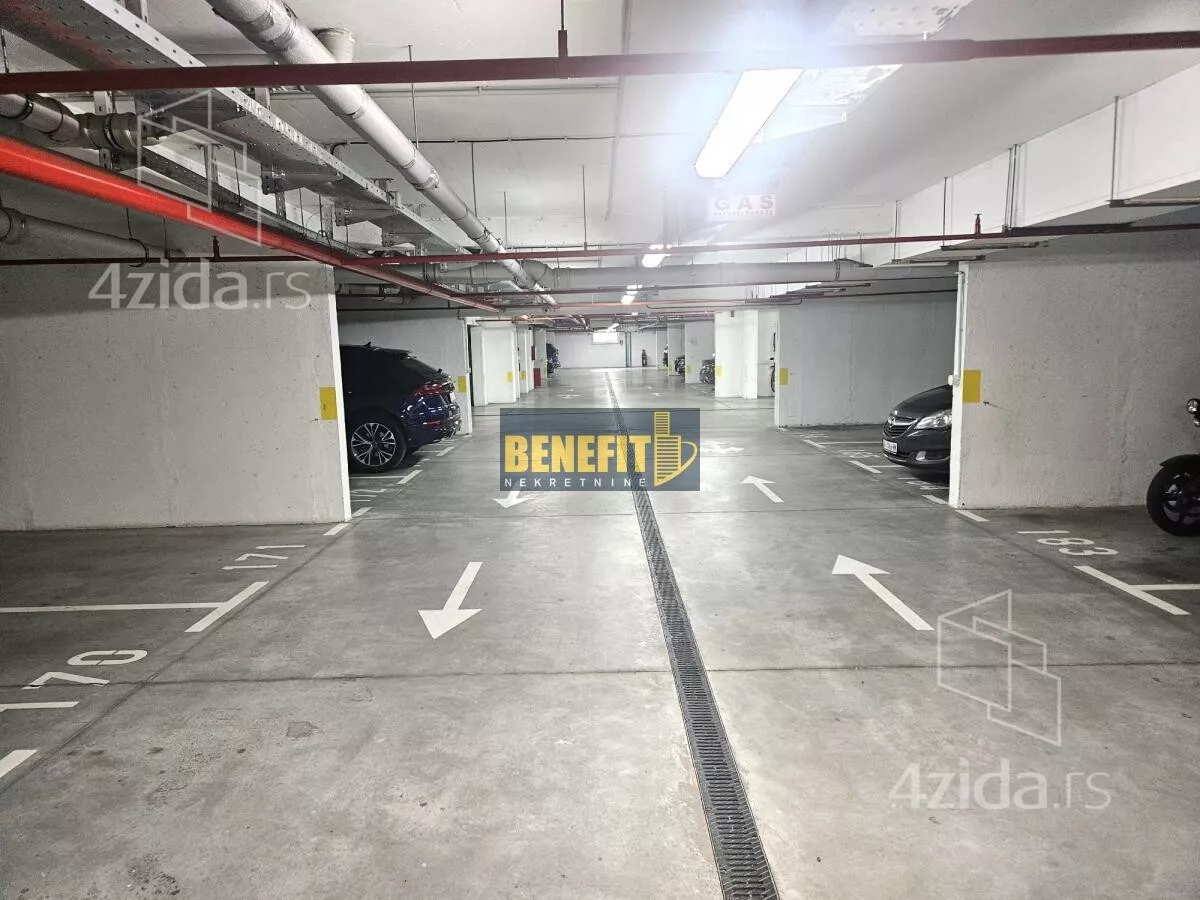 Garaža/Parking | 4zida