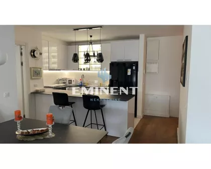 Tadije Sondermajera | 4zida.rs