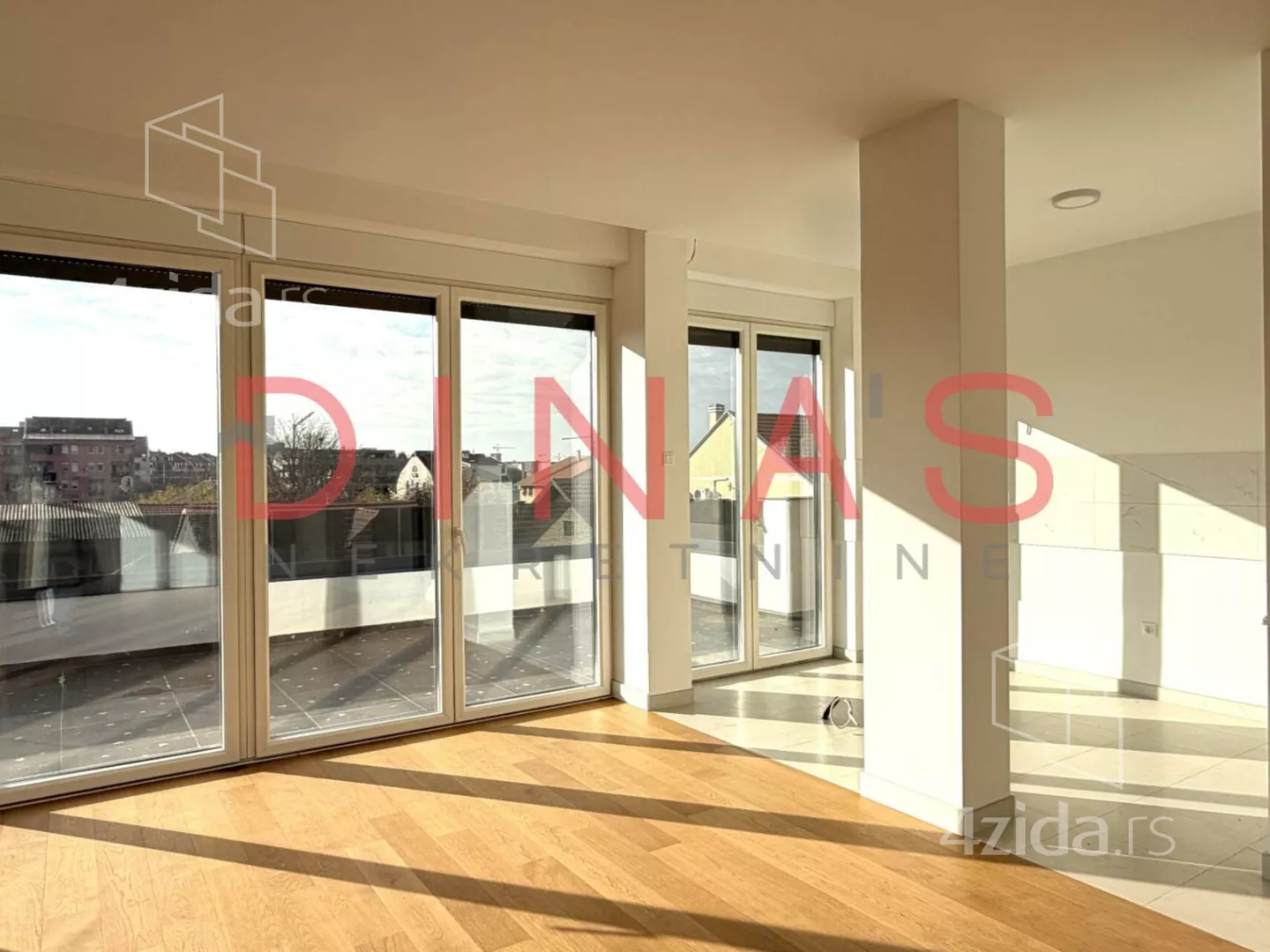 Četvorosoban stan | 4zida