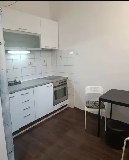 Braće Jovanovića 20 | 4zida.rs