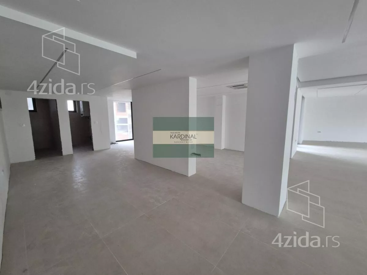 Poslovni prostor | 4zida