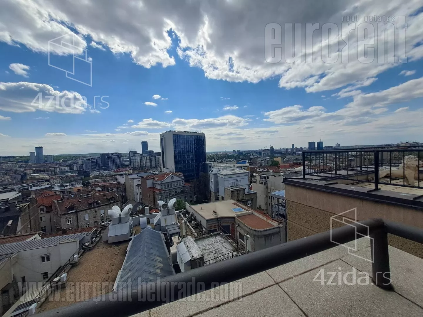 Šestosoban stan | 4zida