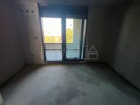 Šestosoban stan | 4zida
