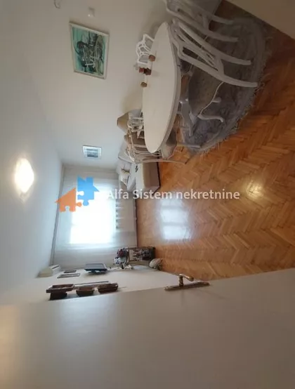 Botanička Bašta | 4zida.rs