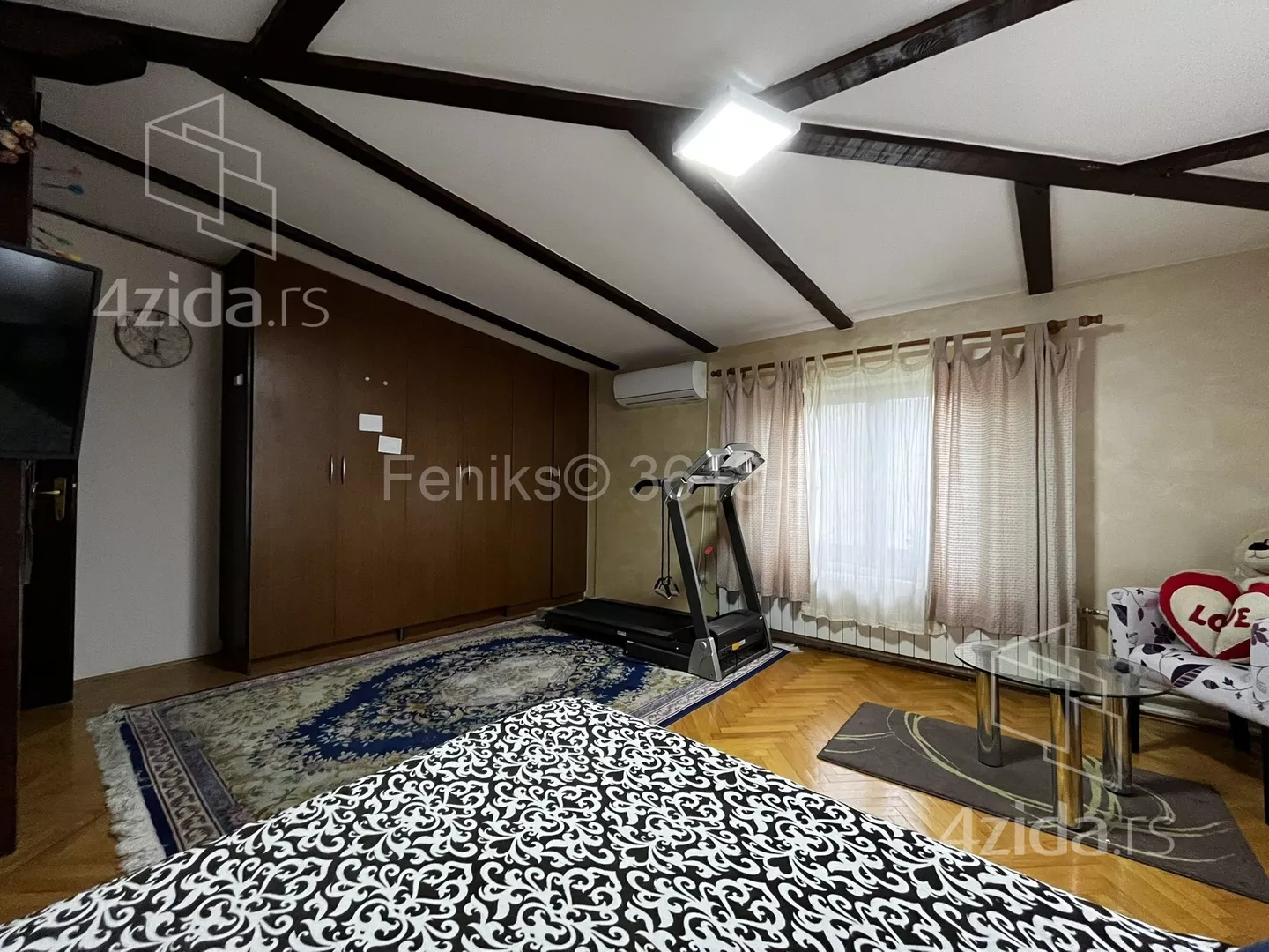 Šestosoban stan | 4zida