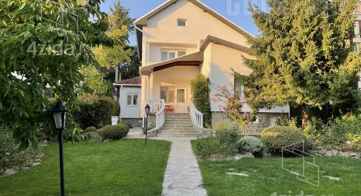 3-etažna kuća | 4zida