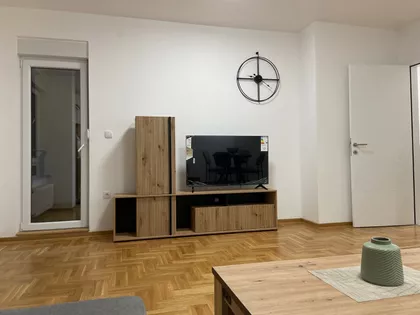 Gradske lokacije | 4zida.rs