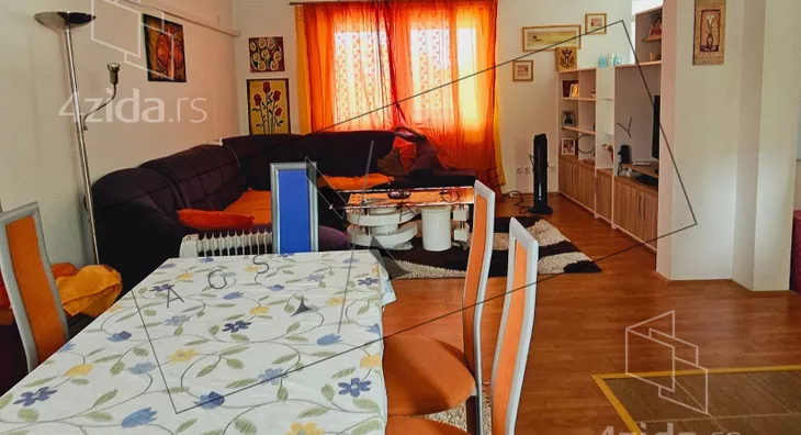 3-etažna kuća | 4zida