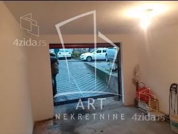 Garaža | 4zida