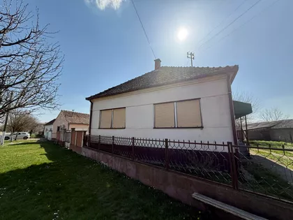 Glavna 150 | 4zida.rs