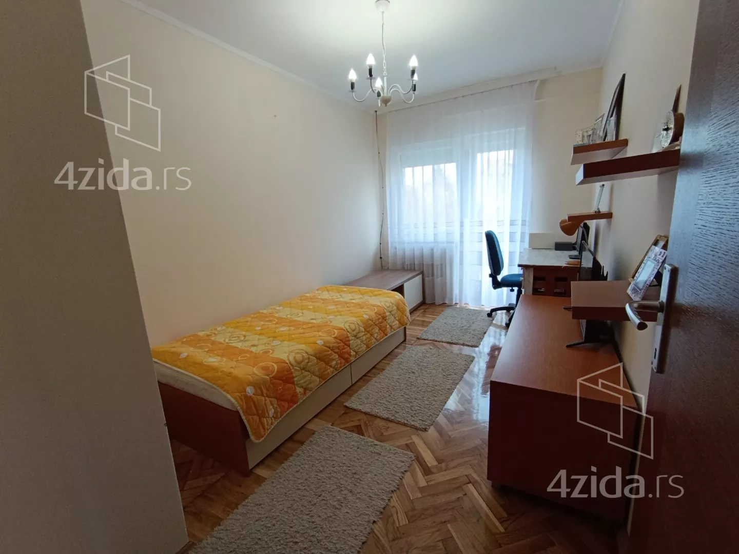 Troiposoban stan | 4zida