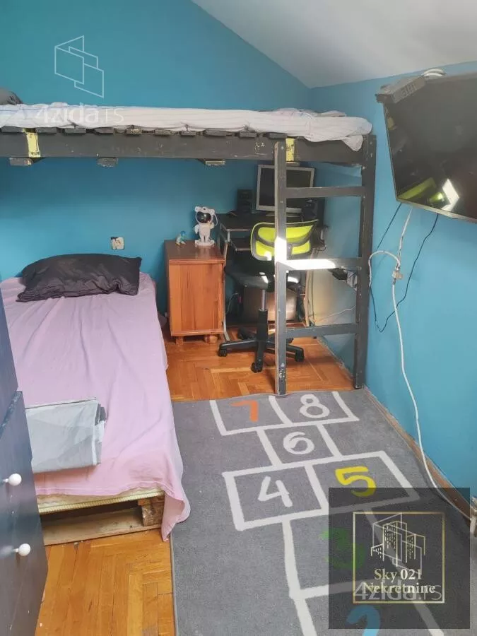 Troiposoban stan | 4zida