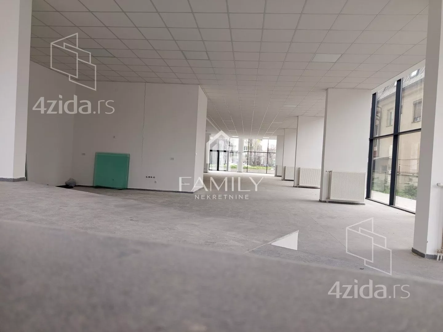 Poslovni prostor | 4zida