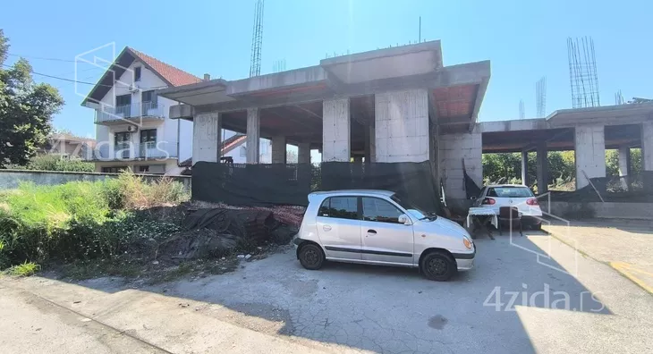 Građevinsko zemljište | 4zida