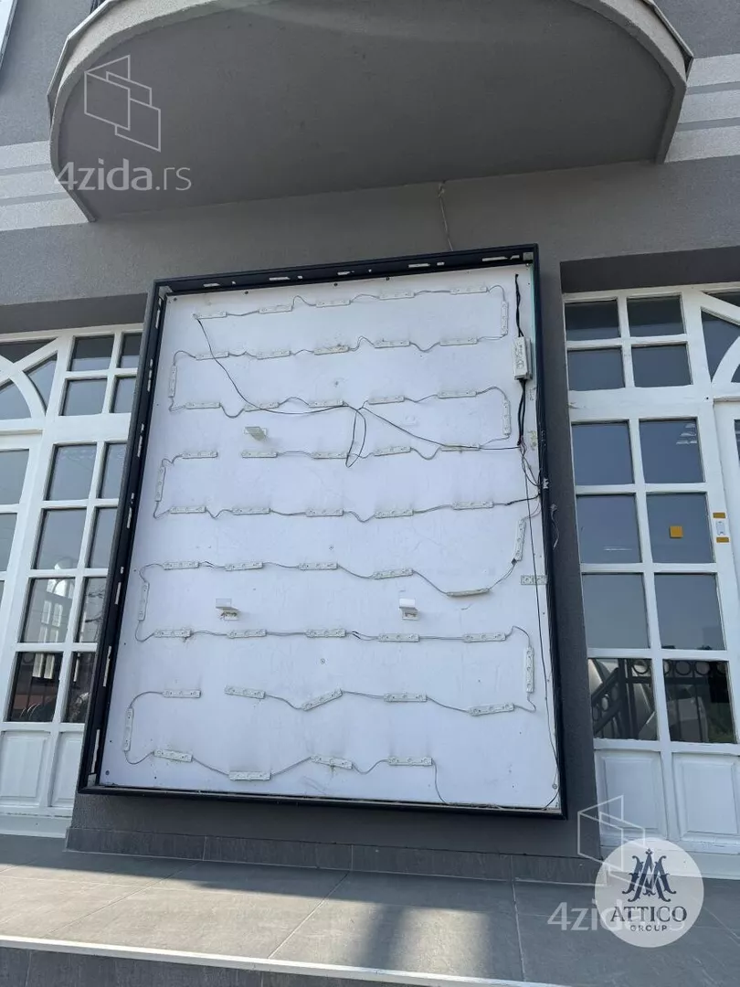 Poslovni prostor | 4zida