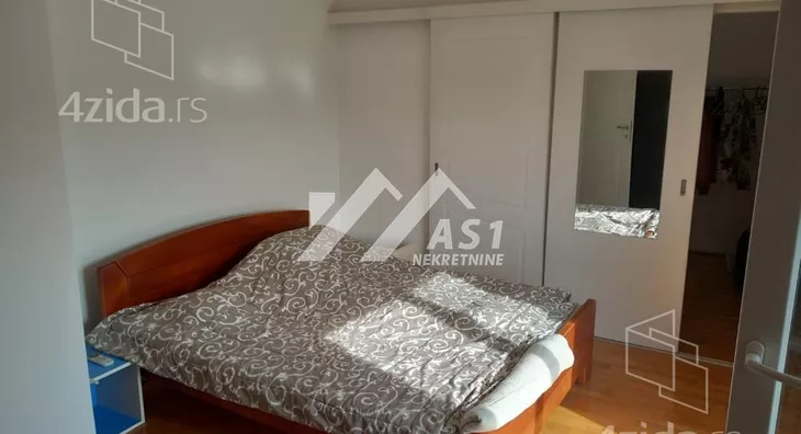 4-etažna kuća | 4zida