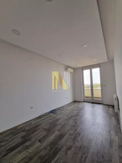 Bulevar Patrijarha Pavla (Somborski Bulevar) | 4zida.rs