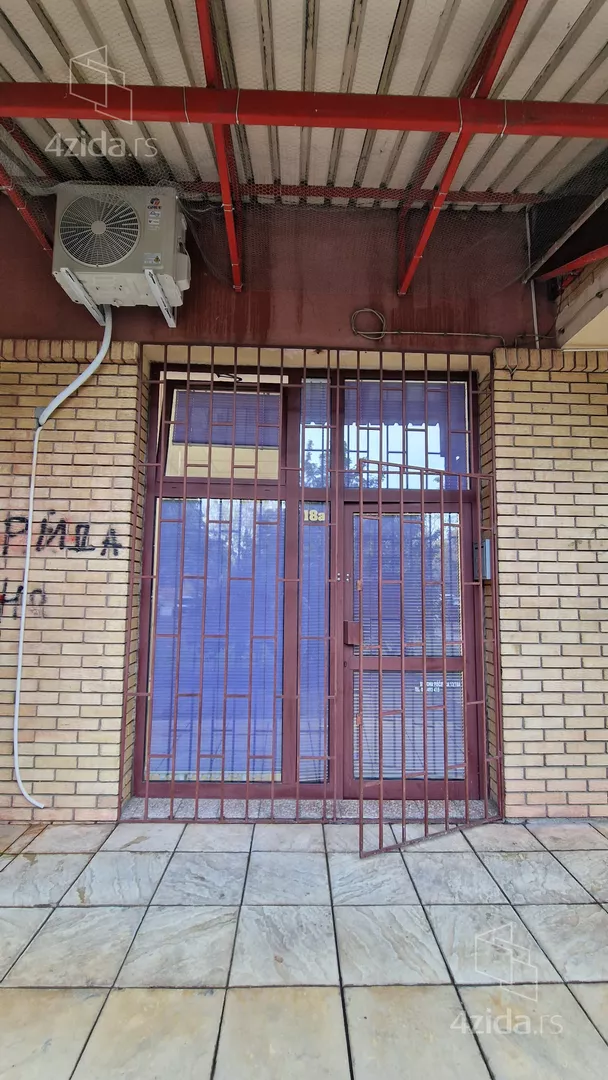 Lokal | 4zida