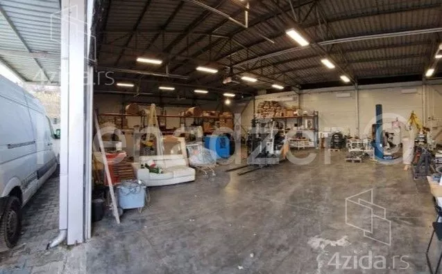 Poslovni prostor | 4zida