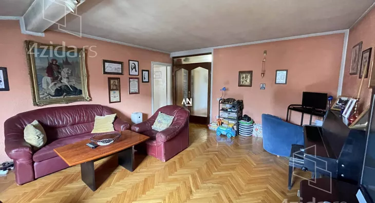 4-etažna kuća | 4zida