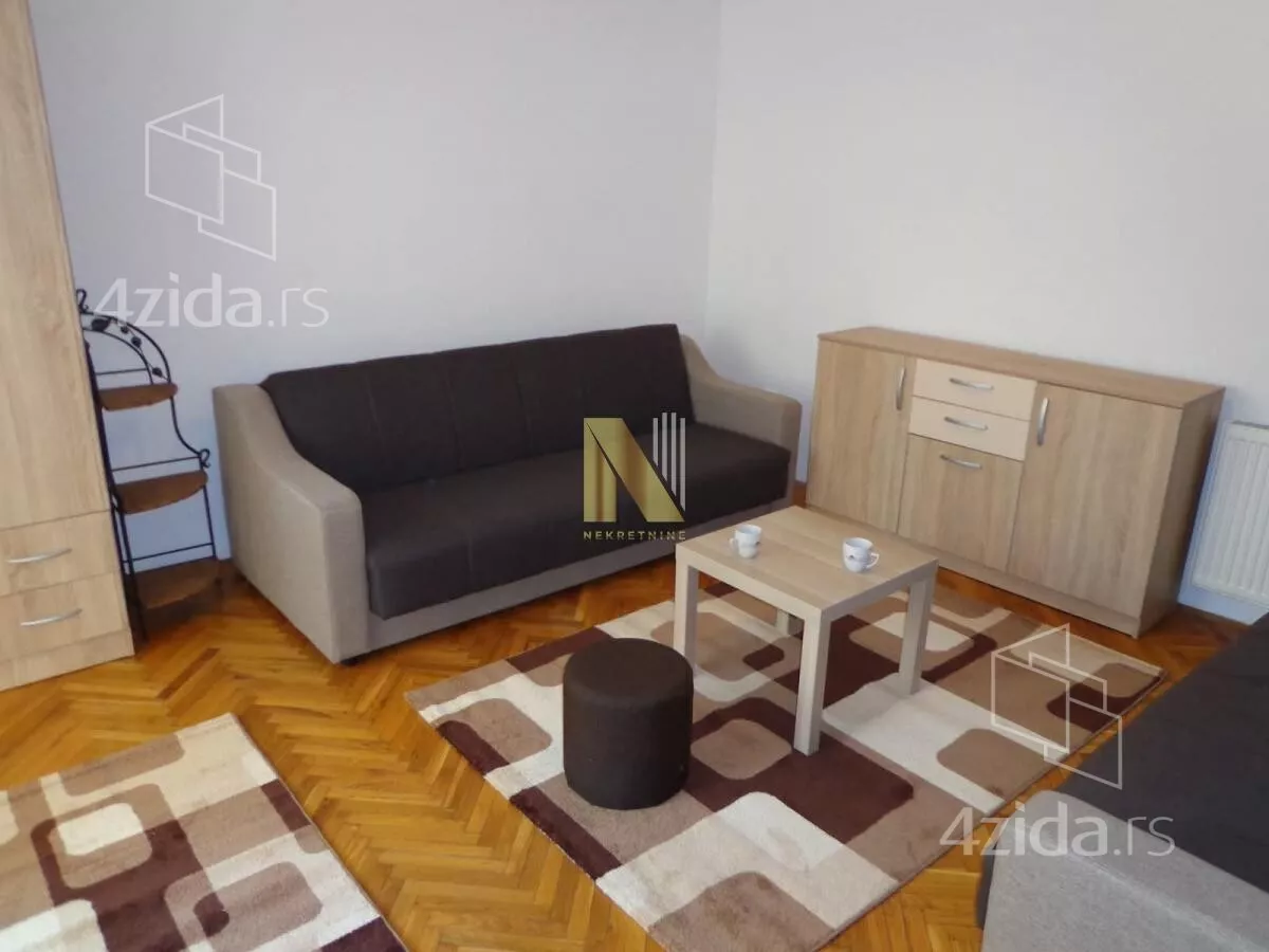 Garsonjera | 4zida