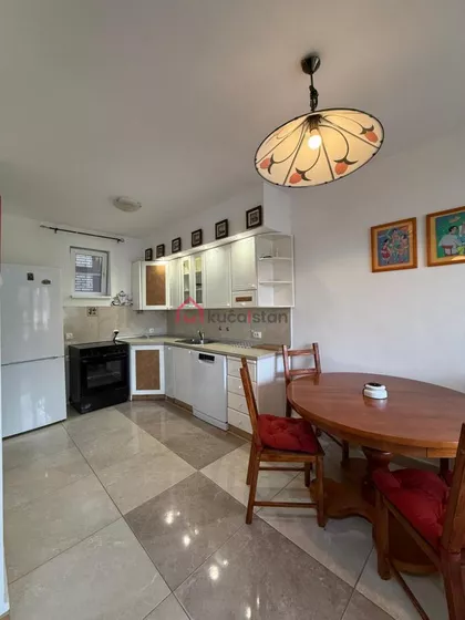 Dunavski kej | 4zida.rs