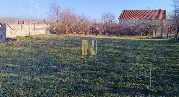 Plac | 4zida