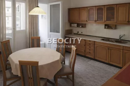 Maksima Gorkog | 4zida.rs