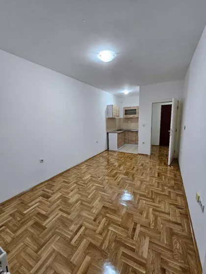 Dr Svetislava Kasapinovića 4 | 4zida.rs